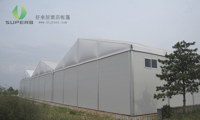 易燃易濕的物品可以放在工業(yè)存儲帳篷中嗎？